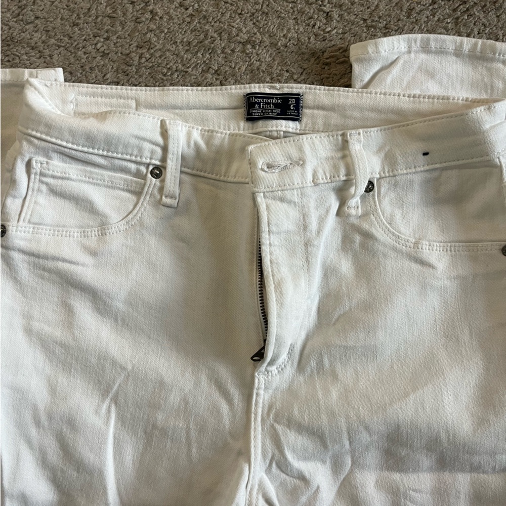 Abercrombie & Fitch White Men Jeans